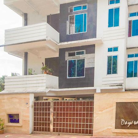 Hotel Collection O The Blu Bell Nizarapar Path Guwahati Exterior foto
