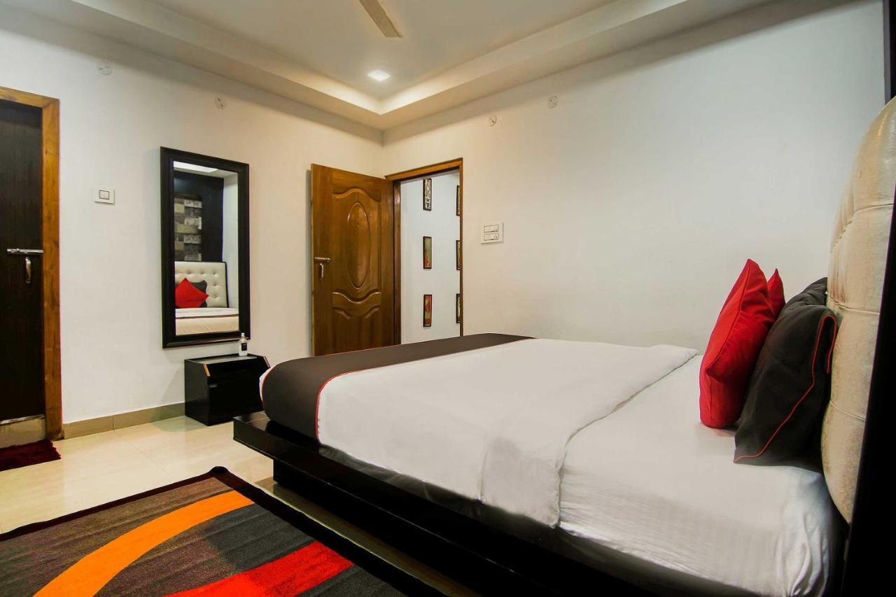 Hotel Collection O The Blu Bell Nizarapar Path Guwahati Exterior foto