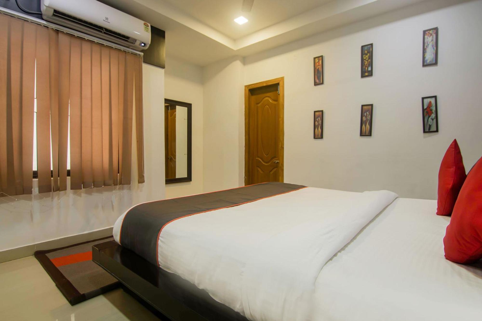 Hotel Collection O The Blu Bell Nizarapar Path Guwahati Exterior foto