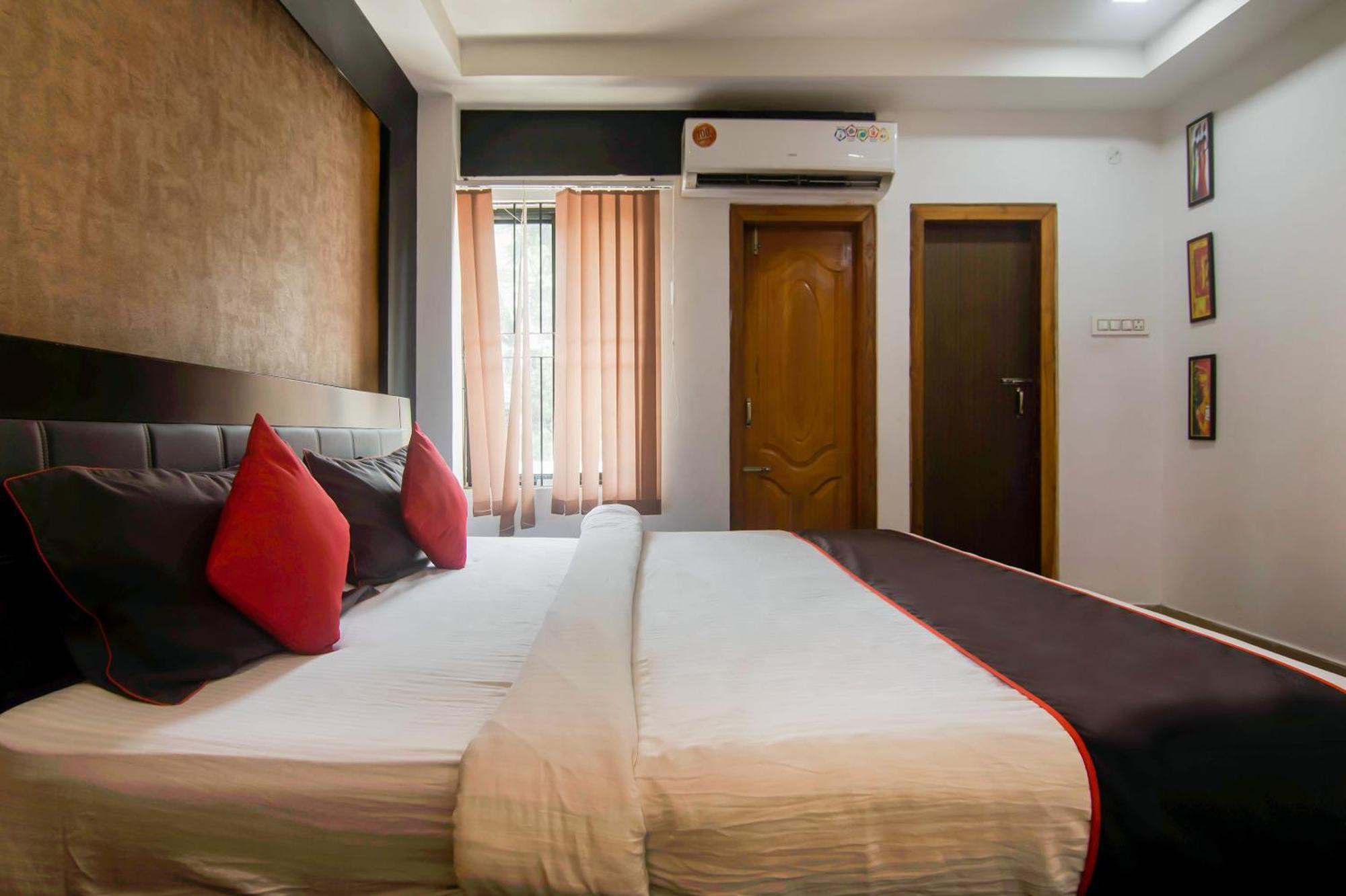 Hotel Collection O The Blu Bell Nizarapar Path Guwahati Exterior foto